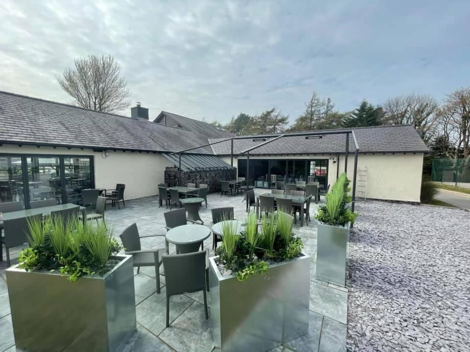 Number 57 Brynteg Hotel Caernarfon Eksteriør billede
